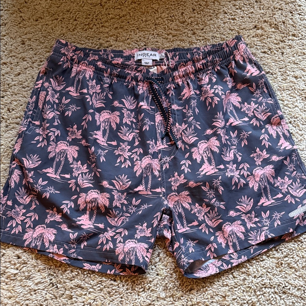 Ingear Swim Shorts 5 inch inseam. With lining size large